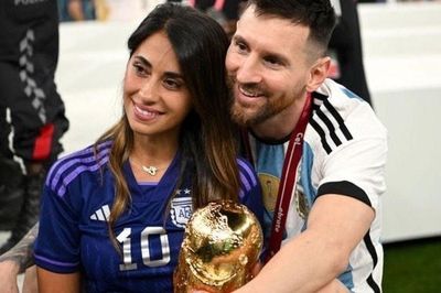 Bóng chưa lăn tại World Cup 2026, 'nóc nhà' của Ronaldo và Messi đã đua nhau hốt bạc
