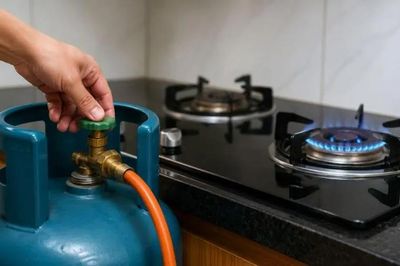 Tắt bếp gas trước hay khóa bình gas trước mới thực sự an toàn?