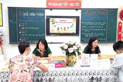 Phụ huynh rà soát kỹ dữ liệu cư trú khi thử nghiệm đăng ký tuyển sinh