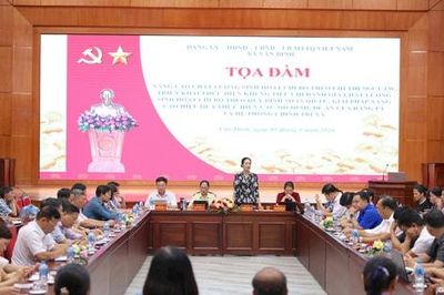 Xã Vân Đình đổi mới sinh hoạt chi bộ gắn với chuyển đổi số
