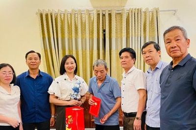Xã Ngọc Hồi: Ấm áp nghĩa tình với người cao tuổi có hoàn cảnh khó khăn