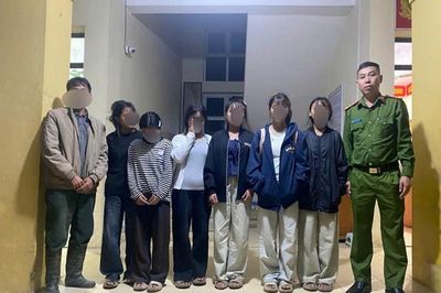Ngăn chặn 6 nữ sinh vùng cao bị dụ dỗ xuống Hà Nội làm 'việc nhẹ, lương cao' ngay trong đêm