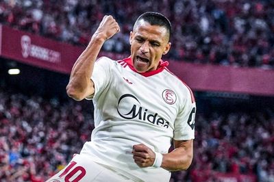 Mức lương khó tin của Alexis Sanchez