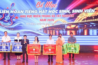 Khép lại Liên hoan Tiếng hát HSSV miền Trung - Tây Nguyên 2026 đầy cảm xúc