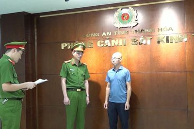 [Video] Thanh Hóa khởi tố đối tượng sản xuất thực phẩm giả