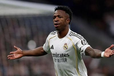 Vinicius và cuộc chuyển giao quyền lực ở tuyển Brazil