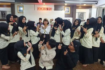 Nhà văn Kiều Bích Hạnh truyền cảm hứng đến học trò Indonesia tại IMLF 2026