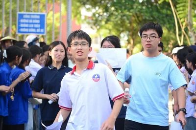 Hơn 1.300 thí sinh hoàn thành Kỳ thi vào Trường THPT chuyên Lam Sơn
