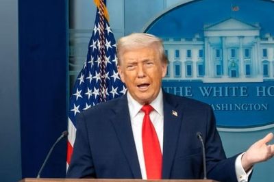 Trung Đông lại rúng động bởi không kích và còi báo động, Tổng thống Trump nói về việc tiếp cận urani làm giàu của Iran