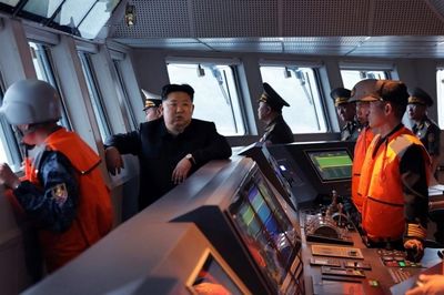 Ông Kim Jong Un thị sát thử nghiệm tàu khu trục Kang Kon, yêu cầu Hải quân Triều Tiên nâng cao sức răn đe hạt nhân