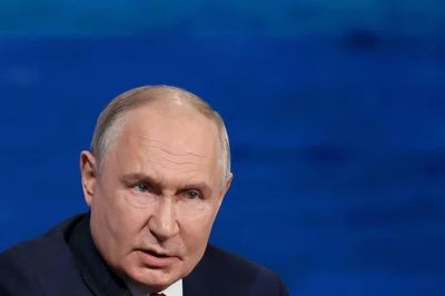 Tổng thống Nga Putin nói 'chưa có lý do gì để gặp Tổng thống Ukraine Zelensky'