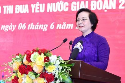 Nghiên cứu và phát triển hệ sinh thái 'kinh tế bạc' đáp ứng nhu cầu người cao tuổi