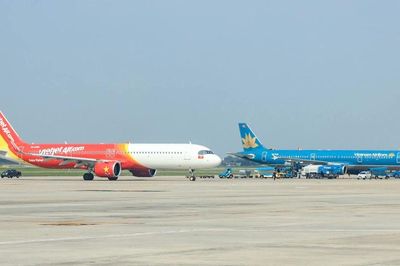 Nhiều chuyến bay không thể cất, hạ cánh tại Nội Bài do phát hiện có UAV