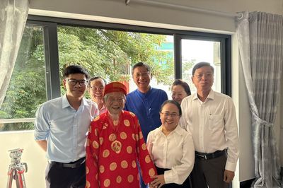 TP Hồ Chí Minh: Trao tặng căn hộ cho Nhà nghiên cứu Nguyễn Đình Tư