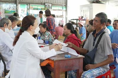 Bộ đội Biên phòng TP Hồ Chí Minh đồng hành cùng người dân xã đảo Thạnh An