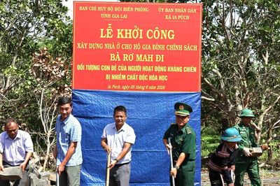 Khởi công xây dựng nhà ở cho gia đình chính sách xã Ia Púch