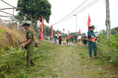Nhiều địa phương trong tỉnh ra quân hưởng ứng phong trào 'Vì một Việt Nam xanh - sạch - đẹp'