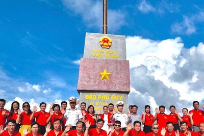 Từ cao nguyên đến biển đảo