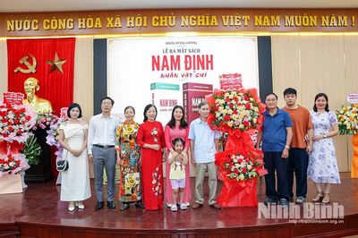 Ra mắt cuốn sách 'Nam Định nhân vật chí' của tác giả Hoàng Dương Chương