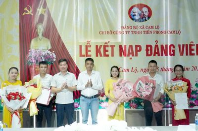 Gieo 'hạt giống đỏ' trong doanh nghiệp tư nhân