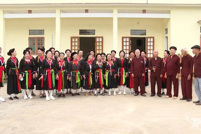 Lan tỏa phong trào sống vui, sống khỏe trong người cao tuổi