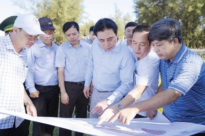 Hướng đến hình thành trung tâm kinh tế biển, đầm phá của miền Trung