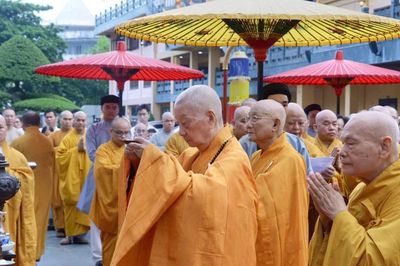 Giáo hội tổ chức Lễ tưởng niệm Bồ-tát Thích Quảng Đức tại tháp Đa Bảo - Việt Nam Quốc Tự