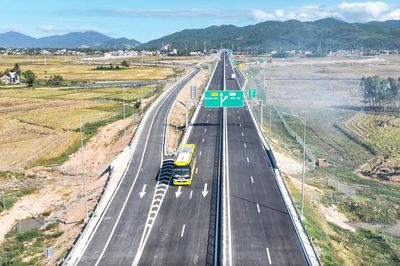 Nhà thầu chạy đua hoàn thiện đồng bộ công trình tại cao tốc Chí Thạnh-Vân Phong trước 15/6