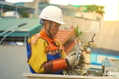 Câu chuyện muôn thủa của hóa đơn tiền điện lúc vào hè, cách nào giảm áp lực chi tiêu?