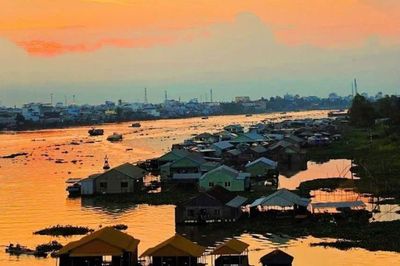 An Giang: Đi tìm 'dải cầu vồng trên sông' giữa lòng Châu Đốc