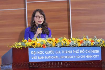 Giám đốc ĐHQG-HCM: Chức vụ không tạo nên giá trị, cách sử dụng thẩm quyền mới tạo nên giá trị