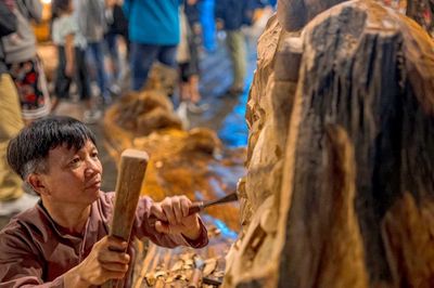 Lặng nghe trong lời gỗ tự tình