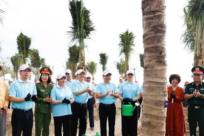 Lan tỏa thông điệp bảo vệ môi trường vì Việt Nam xanh - sạch - đẹp