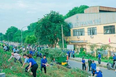 Phường Vĩnh Hưng ra quân hưởng ứng phong trào thi đua vì Thủ đô xanh - sạch - đẹp