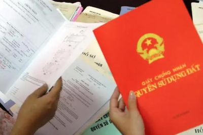 Sang tên sổ đỏ từ cha mẹ sang con năm 2026: 6 điều này cần đặc biệt lưu ý