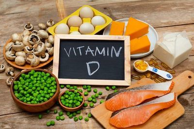 2 loại vitamin rất dễ bị thiếu ở người cao tuổi, cần chú ý bổ sung