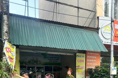 Kiên trì xử lý 'điểm nghẽn', xây dựng diện mạo đô thị văn minh từ cơ sở