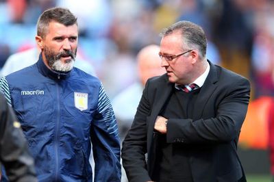 Huyền thoại của MU Roy Keane và mối thù dai dẳng tại Aston Villa