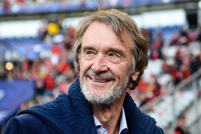 Sir Jim Ratcliffe 'bỏ rơi' Nice vì MU
