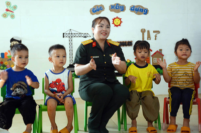 Người gieo mầm yêu thương nơi biên giới