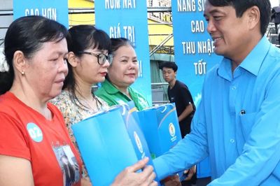 TPHCM: Nhiều hoạt động hưởng ứng thi đua 'Lao động giỏi, năng suất cao, thu nhập tốt'