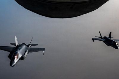 Căng thẳng Trung Đông: Mỹ bắn hạ UAV, Tehran cảnh báo đáp trả