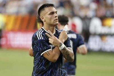 World Cup 2026: Argentina chạy đà hoàn hảo, nhận tin vui từ Messi