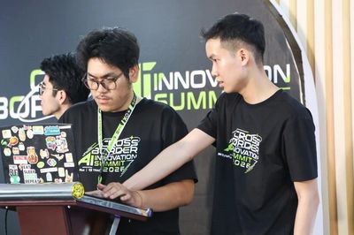 Gen Z Đà Nẵng 'chạy đua' lập trình 48h, sáng tạo giải pháp AI thương mại điện tử
