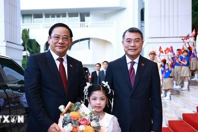 Lễ đón Thủ tướng Lào thăm chính thức Việt Nam