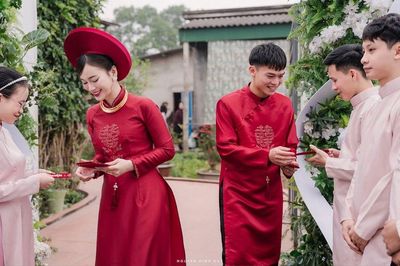 Về xứ Nghệ quê vợ chồng Hồ Văn Cường, thử ngay mực nhảy Cửa Lò