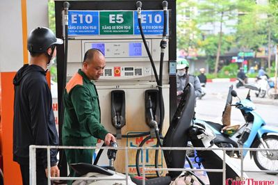 Xăng E10: Xu hướng tất yếu của giao thông xanh