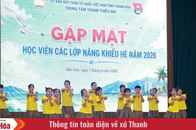 Lớn lên cùng mùa hè