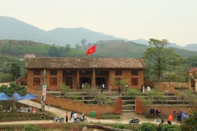 Về Bắc Hoa tìm lại dấu xưa