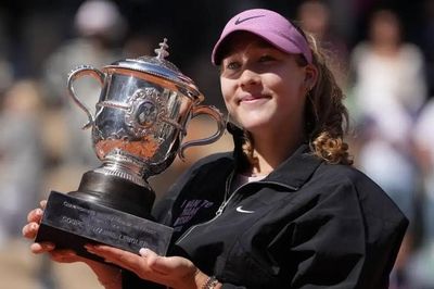 Mirra Andreeva vô địch Roland Garros: Siêu sao tuổi 19 kế tục Maria Sharapova
